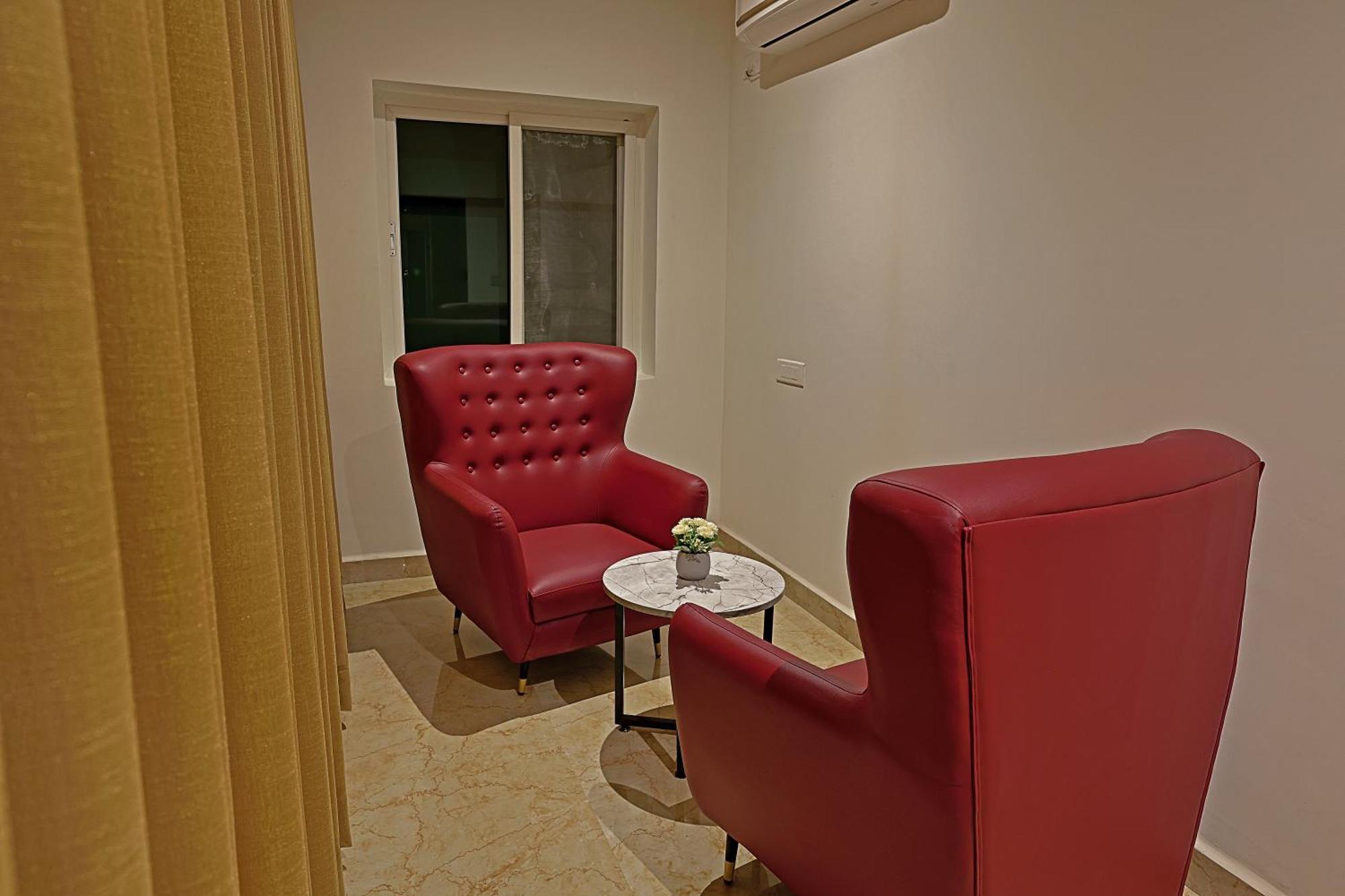 Grand Continent Hotel Gachibowli Near Us Consulate ภายนอก รูปภาพ